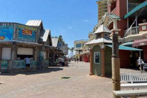 harbor walk village in Destin Fl